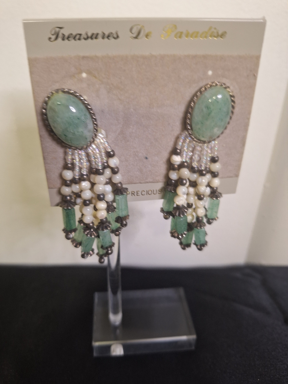 NWT Green Beaded Tassel Clip Earrings 2.5"